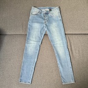 KLASYCZNE JEANSY NEW YORKER 31 | NIEBIESKI DENIM | MUST HAVE