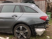 Błotnik lewy tył ćwiartka mercedes w205 kombi
