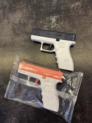 Pistolet na wodę, zabawkowy glock