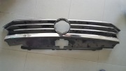 Grill Passat B8