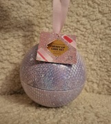 Zestaw Upominkowy Makeup Revolution Cherry Lip Care Gift Set Błyszczyki