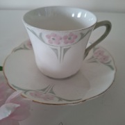 Filiżanka ze spodkiem renomowanej szwedzkiej fabryki Rorstrand