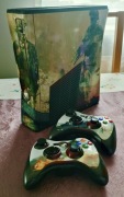 Xbox360 Slim 500 GB RGH Aurora 2 x Pad Custom COD MW2 + sound chip BCM!