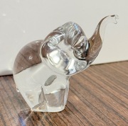 Szklany słonik słoń ze szkła ładny 