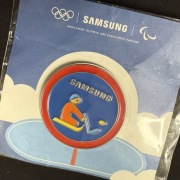 Mediolan Cortina 2026 pin odznaka SAMSUNG hokej na lodzie Paraolimpiada 