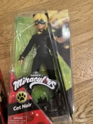 Miraculous: Biedronka i Czarny Kot, Lalka Czarny Kot