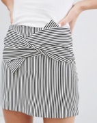 Pull&Bear mini spódniczka z kokardą S