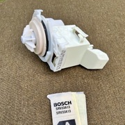 Pompa odpływowa do zmywarki do Bosch SRV33A13/21
