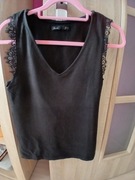 Czarna bluzeczka z koronką House r.S