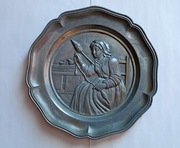 kolekcjonerski talerz cynowy, prządka