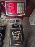 Zlom elektroniczny styki