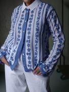 Naiif koszula biała z haftem niebieskim rozm S/M