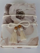 Otulacz ETUI na książkę Dzień MAMY PREZENT Handmade