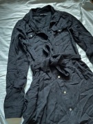 Szmizjerka na długi rękaw z paskiem Sinsay XS