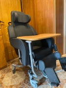 Fotel geriatryczny Vermeiren Altitude