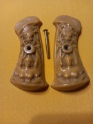 Okładki na rękojeść do rewolweru Lefaucheuxa