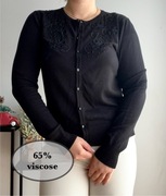 Sweter 65% wiskoza klasyczny czarny kardigan basic elegancki z haftem 38 M