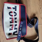Torebka listonoszka Tommy hilfiger 