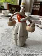 Dziewczyna z koromysłem figurka Połonne