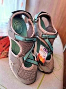 Damskie sandały sportowe-rozm.38