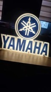 Lampka Yamaha Dekoracyjny szyld Yamaha - nowoczesny element wystroju