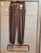 czekoladowe welurowe spodnie z wysokim stanem must 