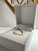 Briju pierścionek zaręczynowy roz 13 , białe złoto 585 z brylantem