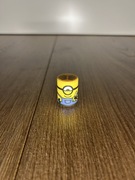 Figurka minionek z bananem jeżdżąca