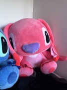 Ogromny różowy Stisch 