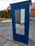 Antyczna szafa jednodrzwiowa z lustrem Sosnowa