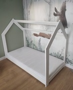 Łóżko dziecięce domek