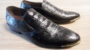 NOWE BUTY CZARNE ROZMIAR 43/44 SKÓRA KROKODYLA ZŁOTY DODATEK