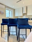 Welurowe krzesła barowe typu Hoker - 3 sztuki - granatowy