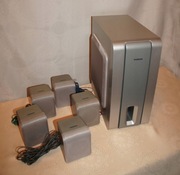 Zestaw - Subwoofer i 5 szt głośników Thomson 