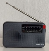 Radio kieszonkowe QINGLV FM/AM , zasilanie 2xAA