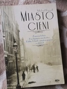 Michael Russell Miasto cieni 