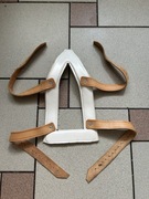 Dwu-częściowy gorset na kręgosłup.