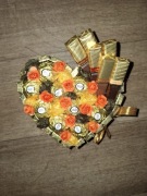 Serce z czekoladek mercii