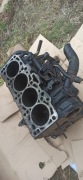 Blok silnika VW Audi 2.0 TDI AZV zakiennik BMM BMP BKD