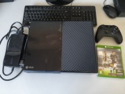 Xbox One 500GB + pad + FIFA 16 – w pełni sprawny