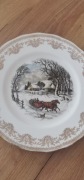 Duży porcelanowy talerz świąteczny - zlocenia. Motyw zima. Anglia