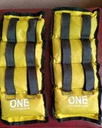 Obciążniki do ćwiczeń na ręce i nogi One Fitness 2 szt. x 1,5 kg