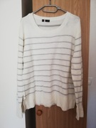 Sweterek w srebrne paski