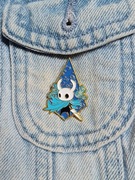 Przypinka z gry Hollow Knight