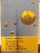 Tajemnicza planeta i doniczka z pelargonią L. Woźnicka