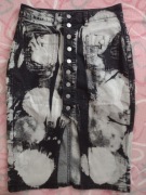 Spódnica jeansowa z guzikami 40/42 L