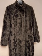 Futerko damskie płaszcz sztuczne futro ciemnoszary    L / 40 / 12