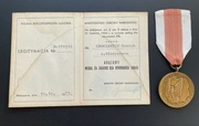 Brązowy medal Za Zasługi dla Obronności Kraju LWP z legitymacją