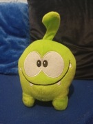 Om nom maskotka cut the rope 