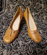 Buty skórka na niskim obcasie 